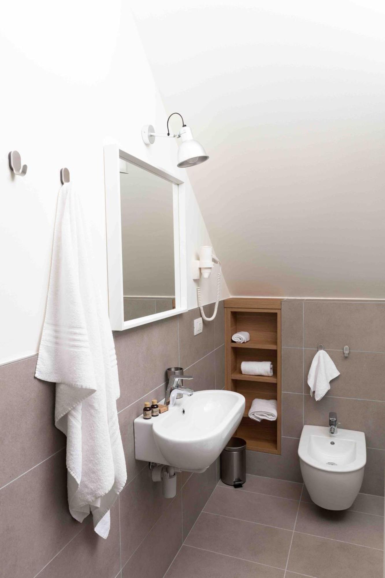 Cirene Apartments Milano Exterior foto
